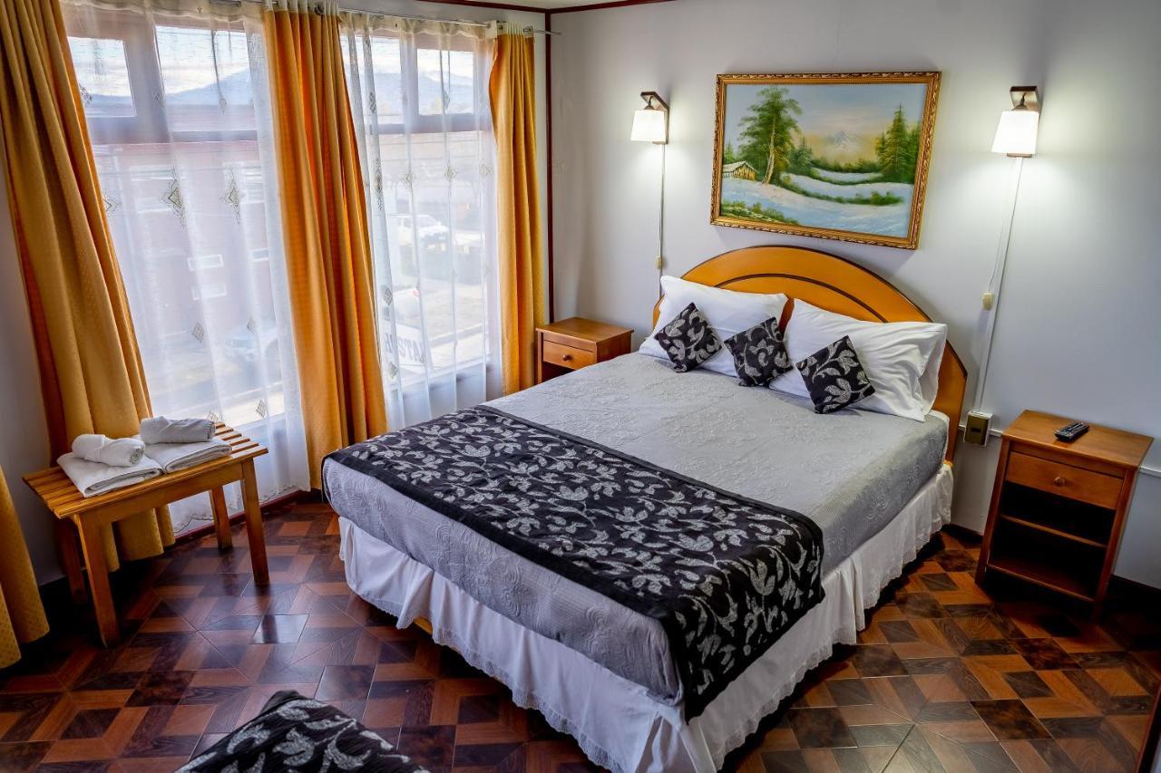 โอสตัล อัลคาซาร์ ปวยร์โต นาตาเลส Hostel ปวยร์โตนาตาเลส ภายนอก รูปภาพ