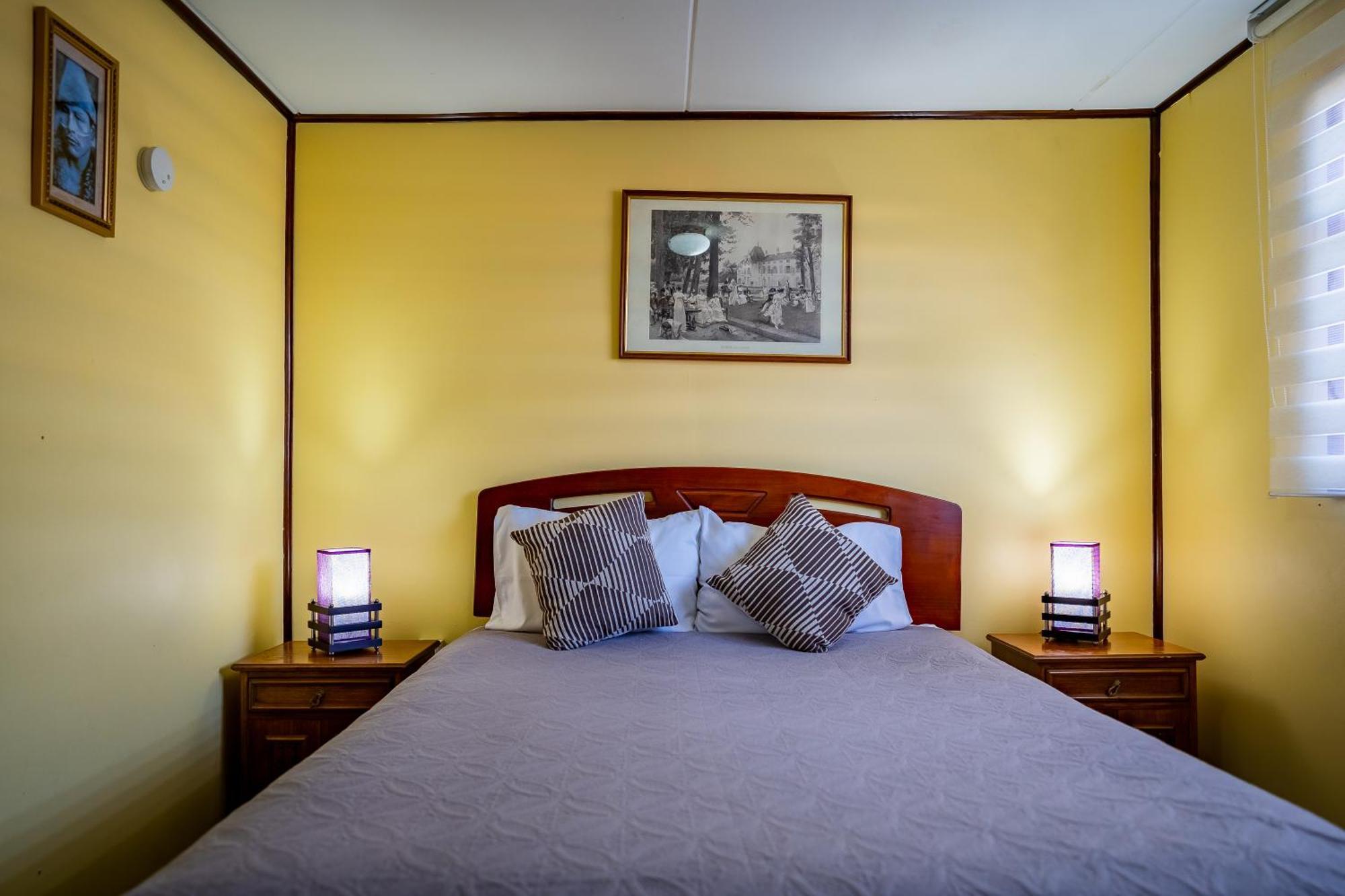 โอสตัล อัลคาซาร์ ปวยร์โต นาตาเลส Hostel ปวยร์โตนาตาเลส ภายนอก รูปภาพ