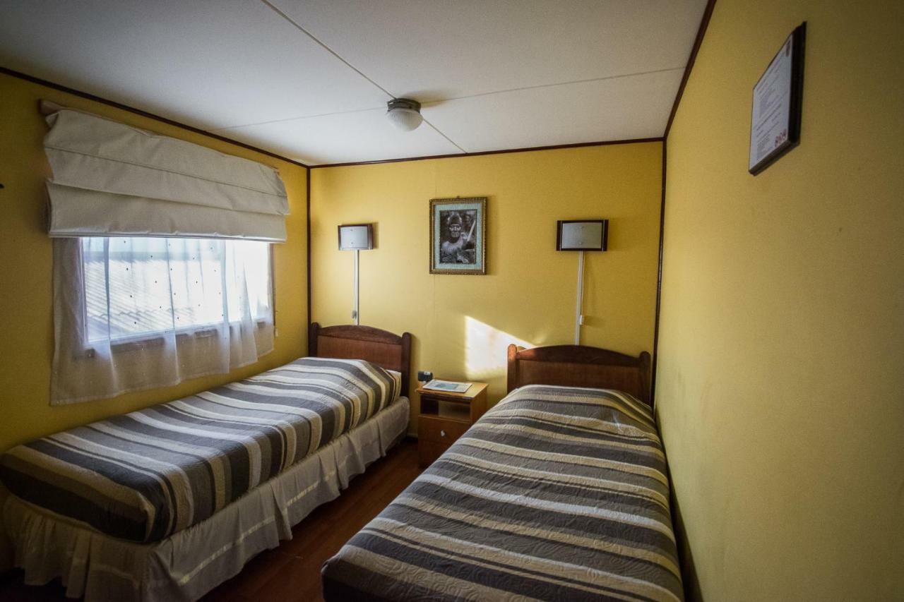โอสตัล อัลคาซาร์ ปวยร์โต นาตาเลส Hostel ปวยร์โตนาตาเลส ภายนอก รูปภาพ