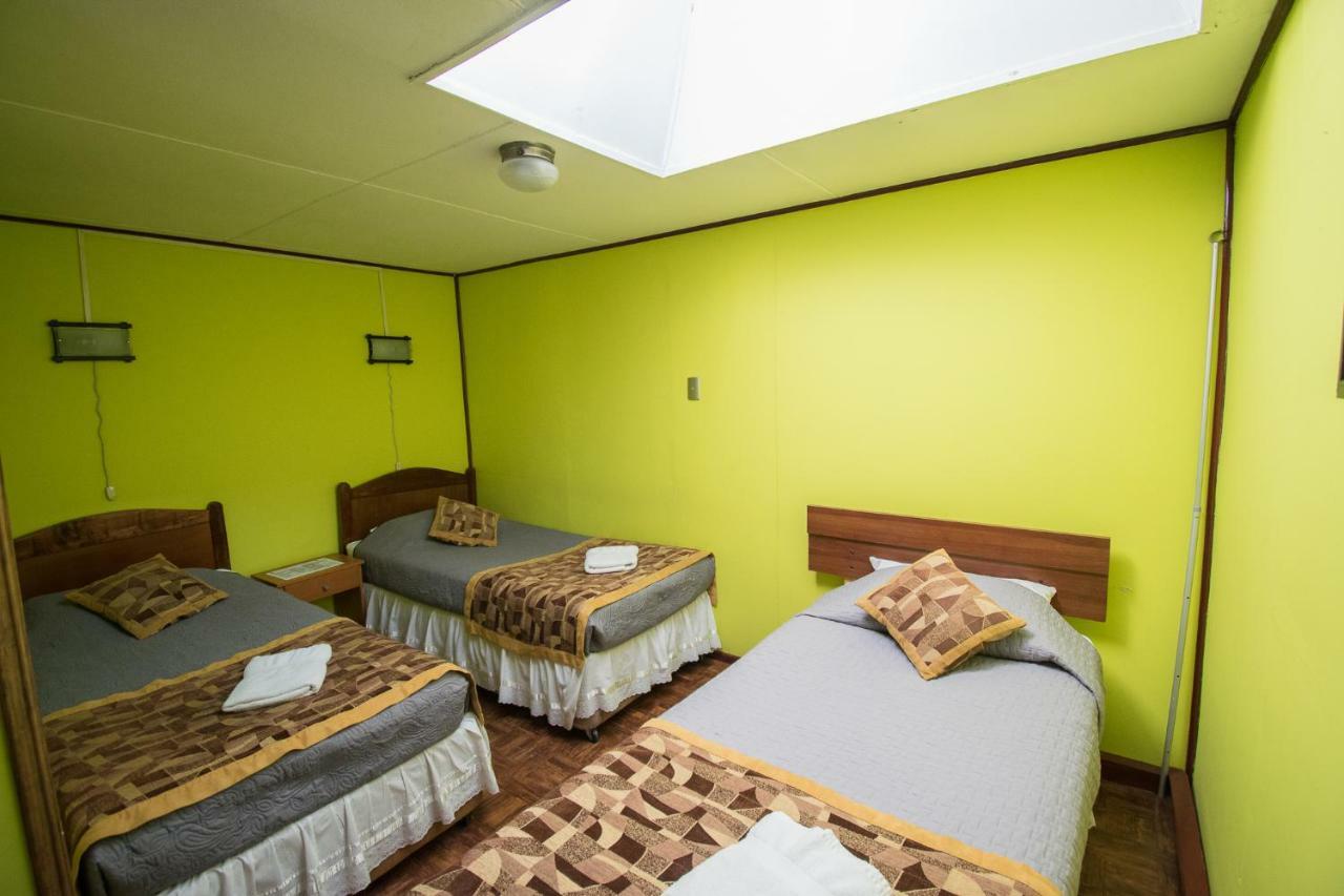 โอสตัล อัลคาซาร์ ปวยร์โต นาตาเลส Hostel ปวยร์โตนาตาเลส ภายนอก รูปภาพ